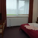 河伦布鲁克海德酒店 酒店 Faßberg