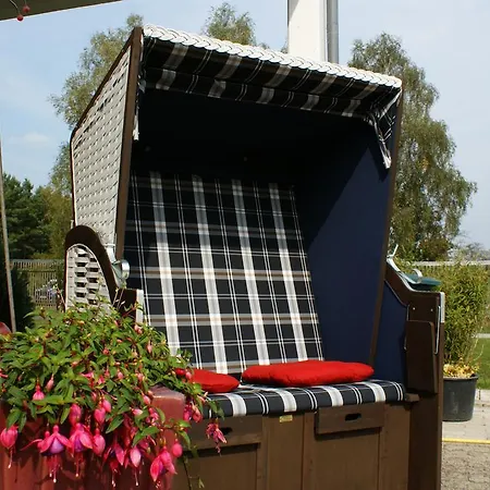 Heidehotel Herrenbruecke فندق